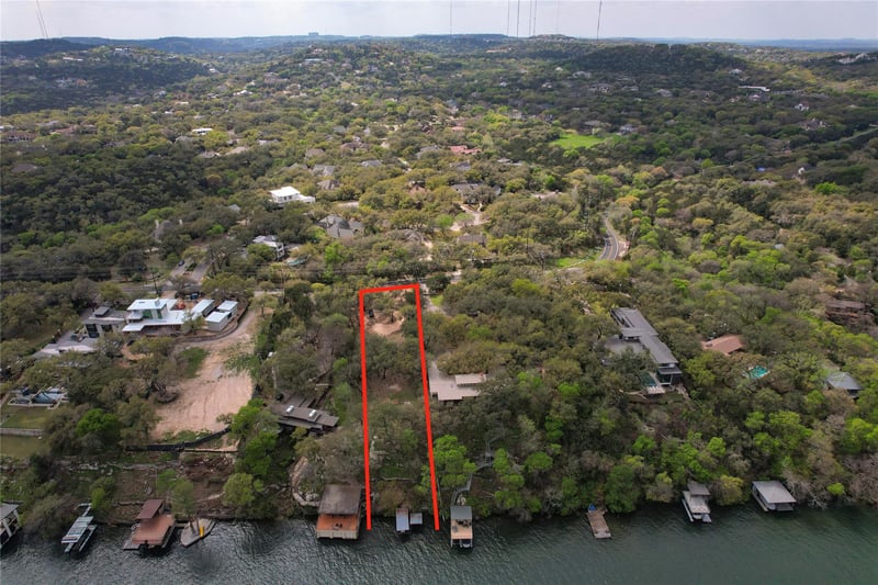 Virtual tour of 3823 Westlake Dr