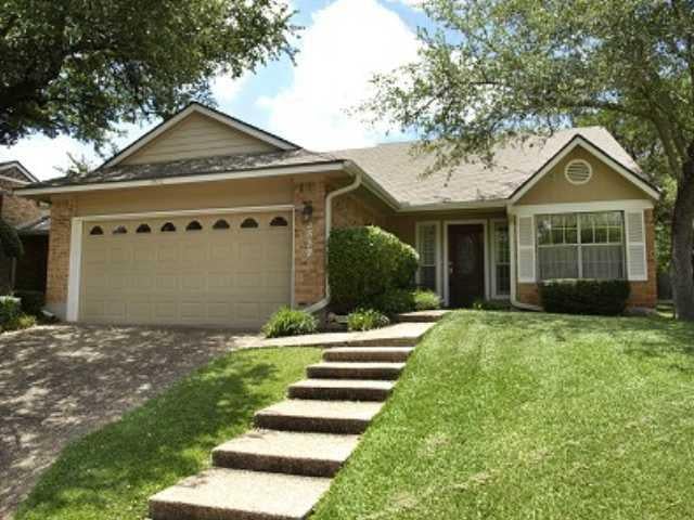 Virtual tour of 3832 Williamsburg Cir