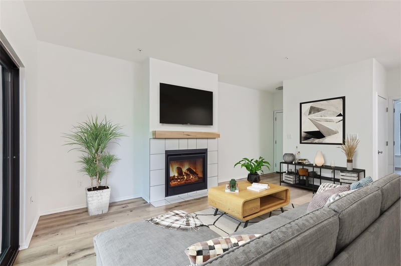 Virtual tour of 3839 Dry Creek Dr Unit #104