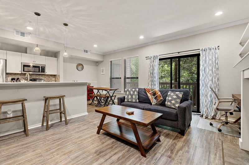 Virtual tour of 3839 Dry Creek DR Unit #106