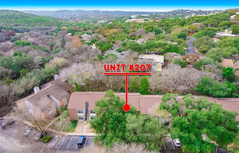 Virtual tour of 3839 Dry Creek Dr Unit #207