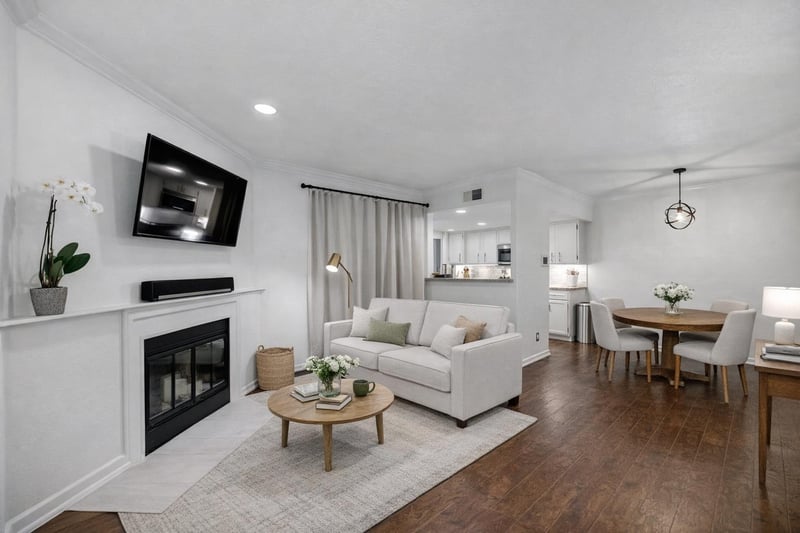 Virtual tour of 3840 Far West Blvd Unit #101