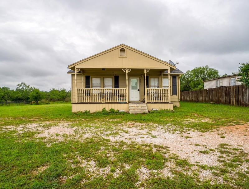 Virtual tour of 3851 Hermosa DR