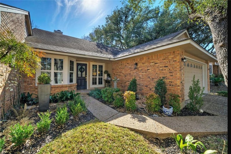 Virtual tour of 3852 Williamsburg CIR