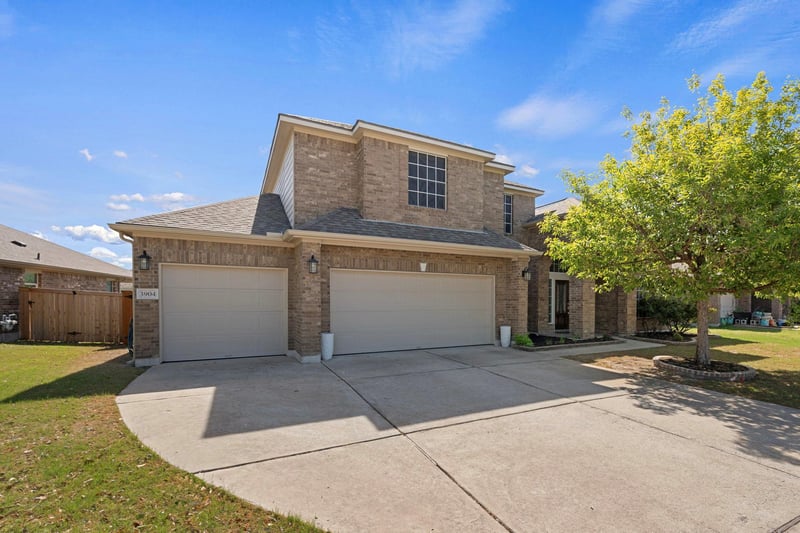 Virtual tour of 3904 Brean Down Rd