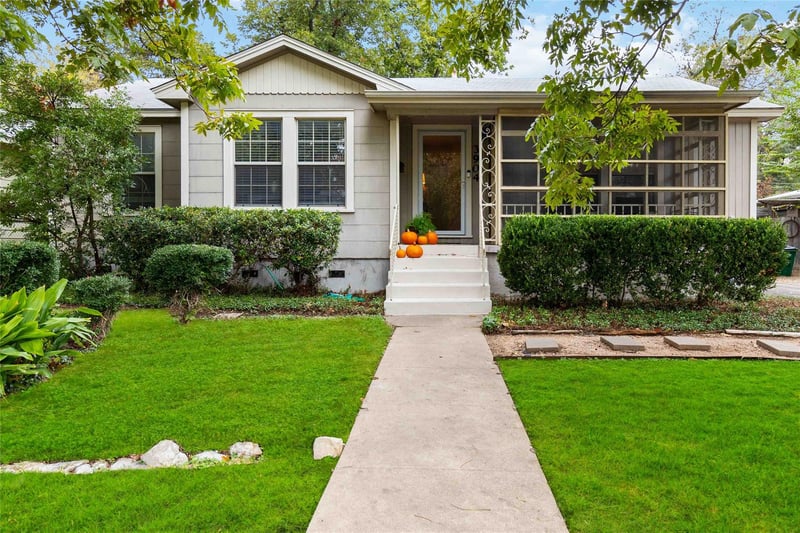 Virtual tour of 3904 Ridgelea DR