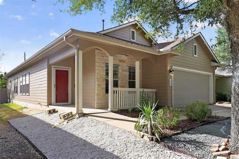 Virtual tour of 3905 Bronco Bend Loop