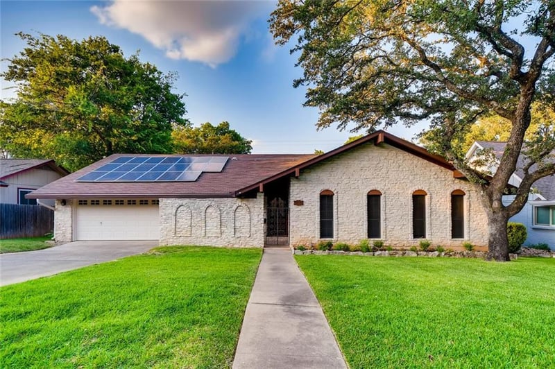 Virtual tour of 3906 Edgerock DR