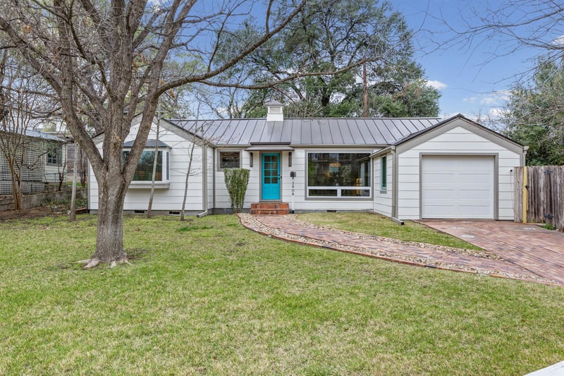 Virtual tour of 3906 Jefferson ST