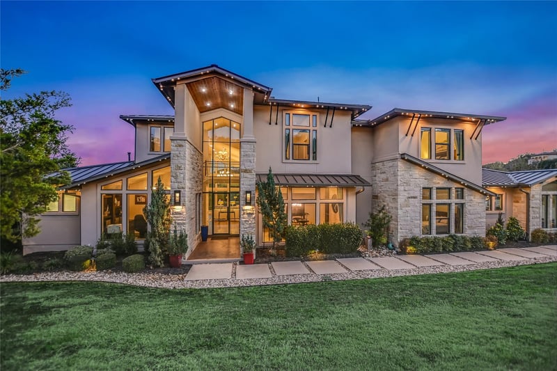 Virtual tour of 3909 Scenic Overlook Trl