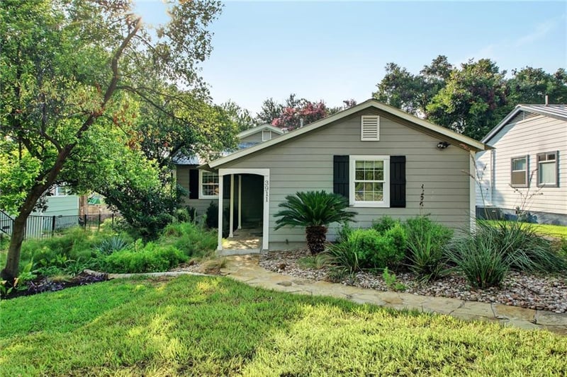 Virtual tour of 3911 Ridgelea DR