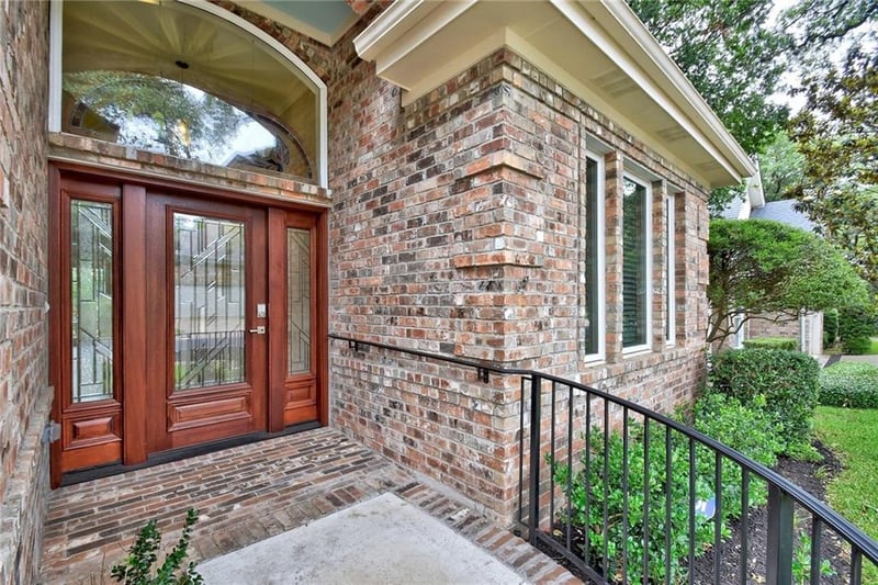 Virtual tour of 3916 Myrick Dr