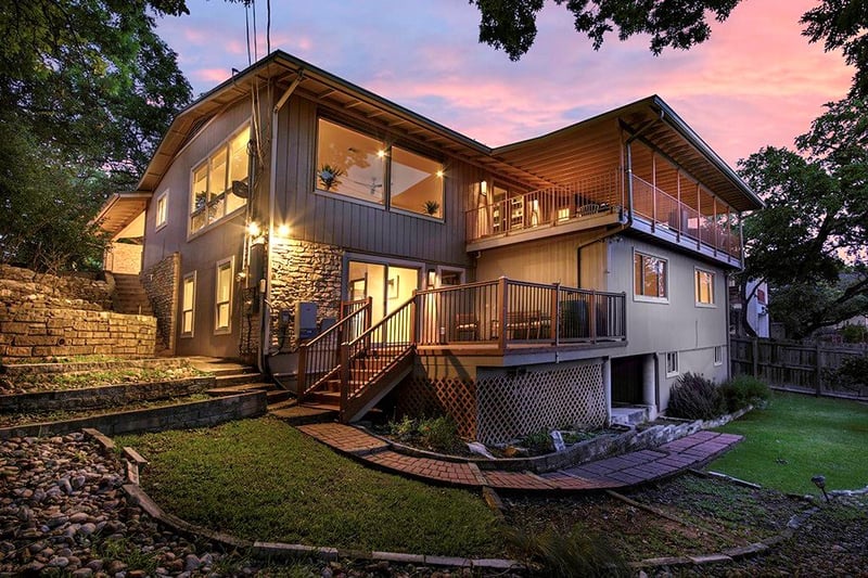 Video tour of 3923 Sierra Dr