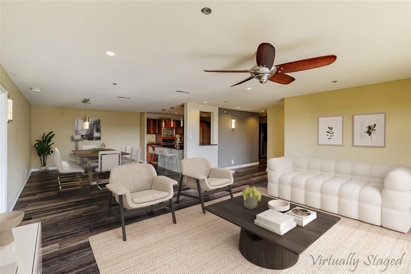 Virtual tour of 40 N Interstate 35 Unit #6D3