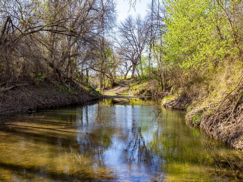 Virtual tour of 400 Private Road 4295