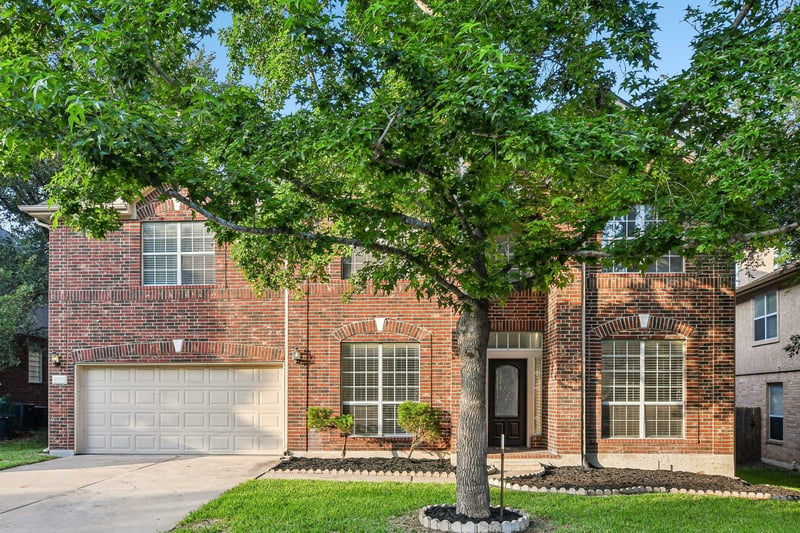 Virtual tour of 4002 Lord Byron CIR