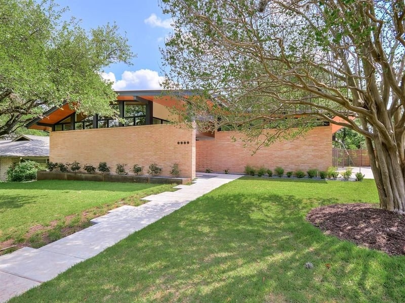 Virtual tour of 4005 Knollwood Dr