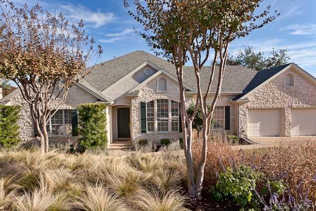 Virtual tour of 4008 Glengarry Dr