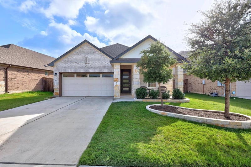 Virtual tour of 401 Peace Pipe WAY