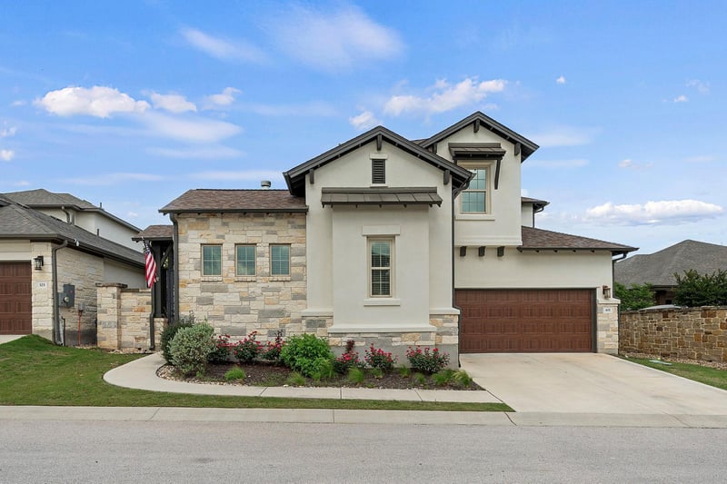 Virtual tour of 401 Skyflower Dr