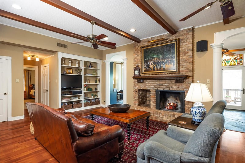 Virtual tour of 4011 Sierra Dr