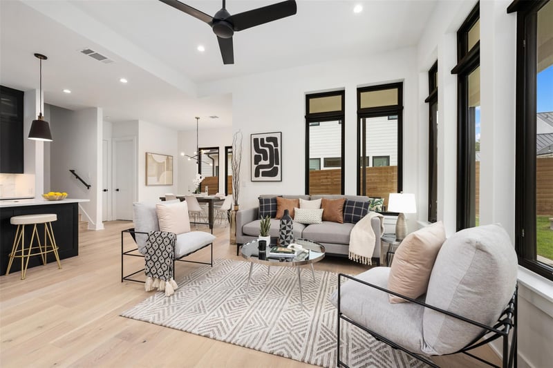 Virtual tour of 4012 Valley View RD Unit #1B
