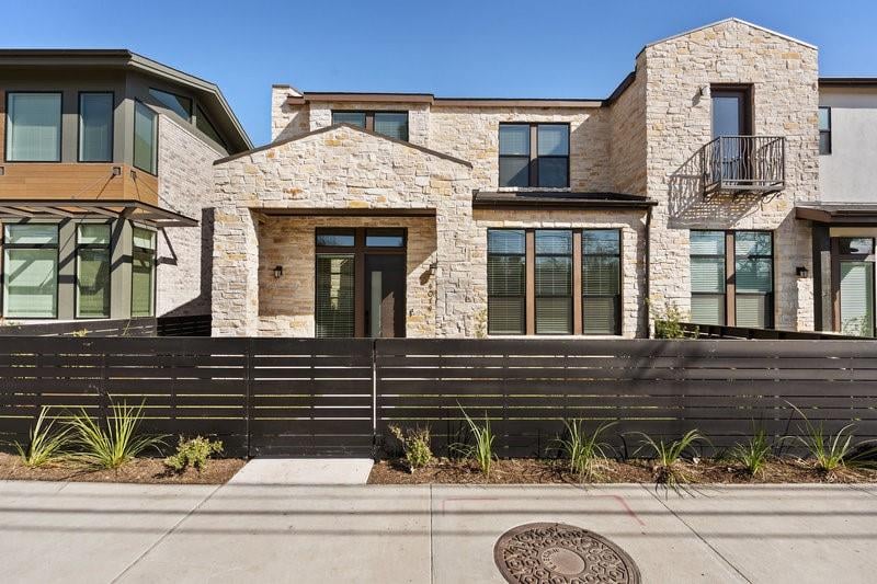 Virtual tour of 4014 Diligence DR