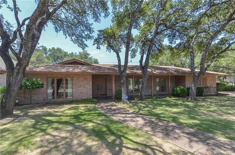 Virtual tour of 4017 Sierra Dr