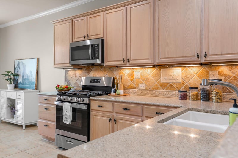 Virtual tour of 402 Deer Meadow CIR