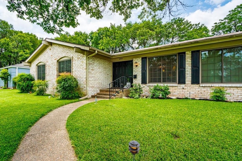 Virtual tour of 4021 Far West Blvd