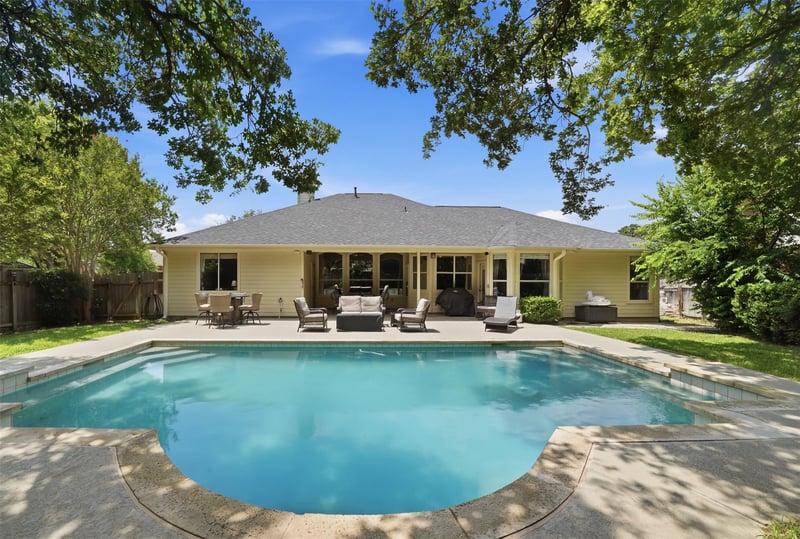 Virtual tour of 4022 Honey Bear LOOP