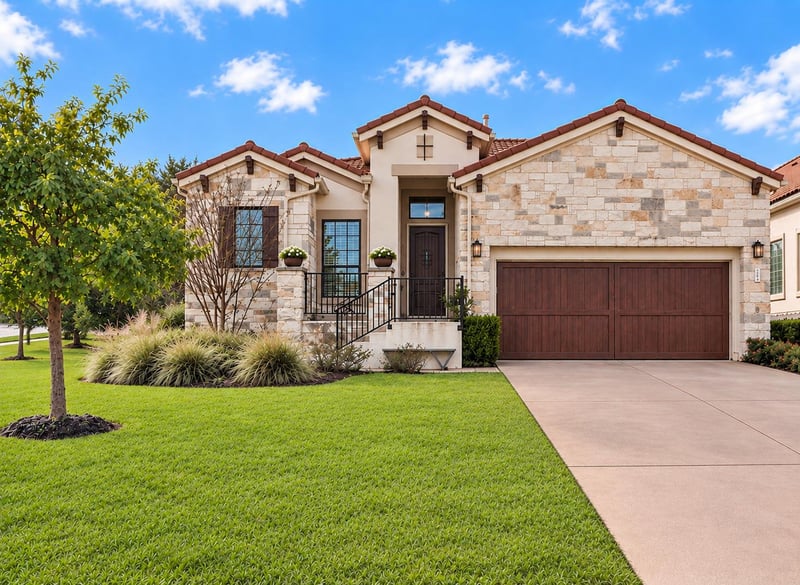 Virtual tour of 403 Indianwood Dr