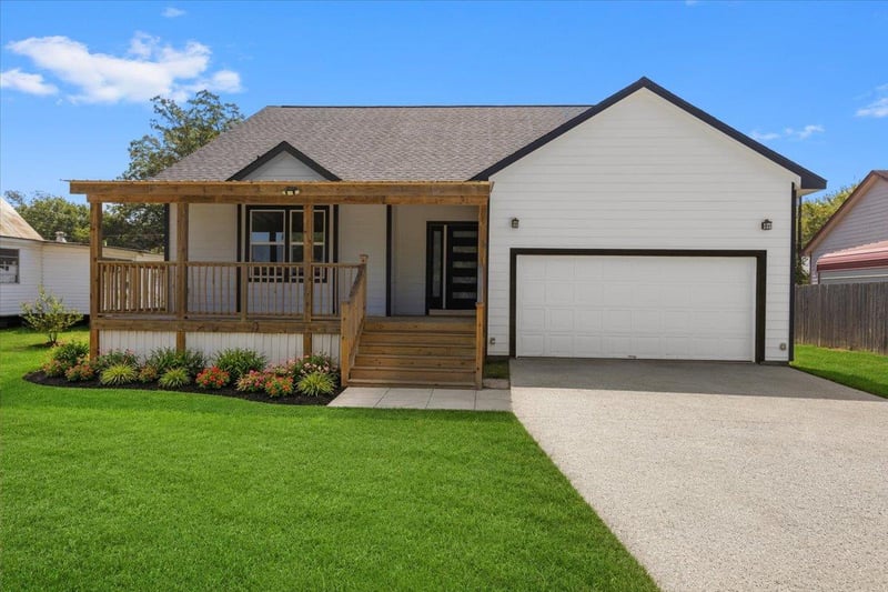 Virtual tour of 403 Jones ST