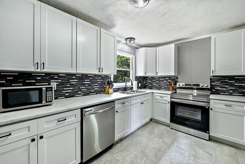 Virtual tour of 404 Goodnight DR