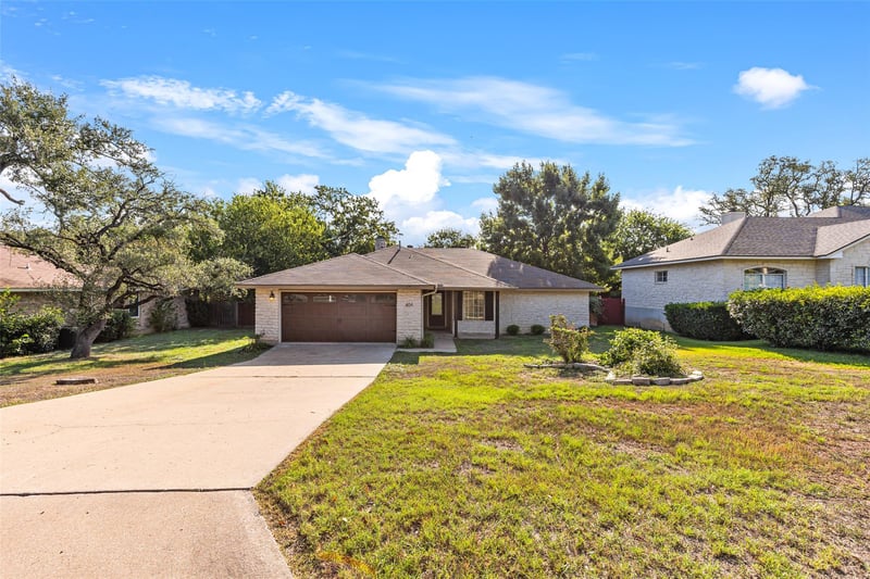 Virtual tour of 404 Innwood Dr