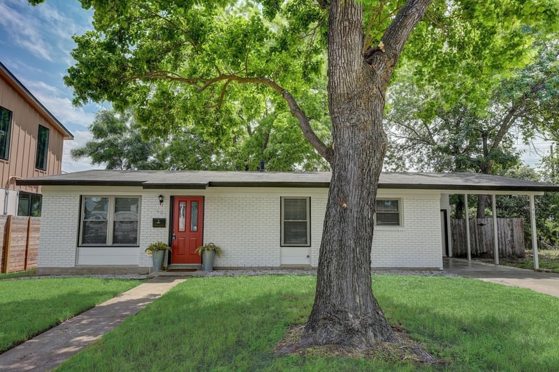 Virtual tour of 407 Krebs LN