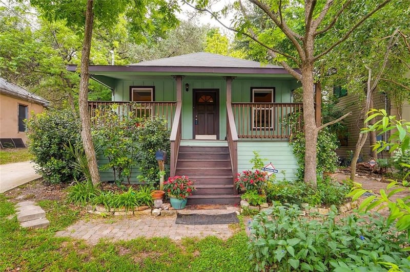 Virtual tour of 409 W Annie St