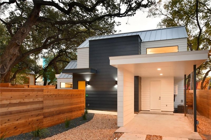 Virtual tour of 409 W Live Oak St Unit #B