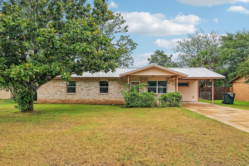 Virtual tour of 410 Magnolia ST