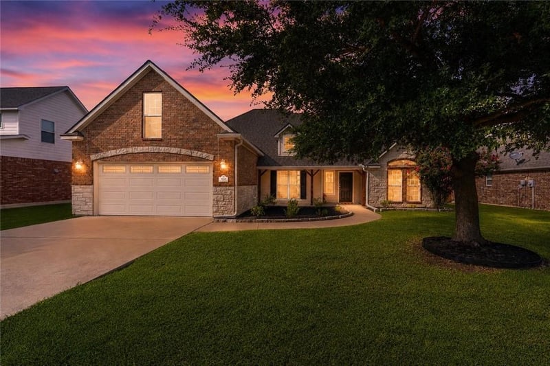 Virtual tour of 410 Wyndham Hill Pkwy