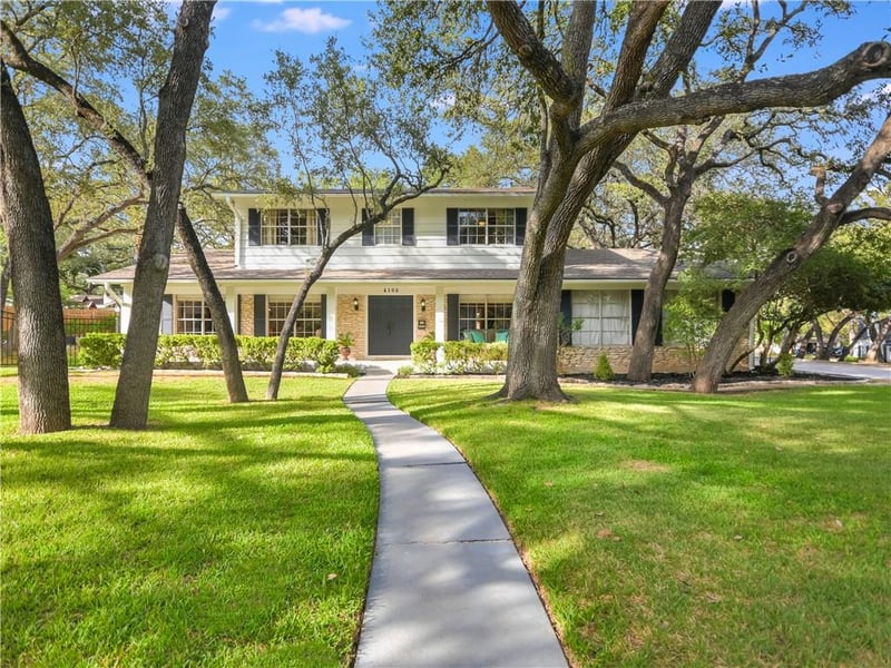 Virtual tour of 4100 Cat Hollow DR
