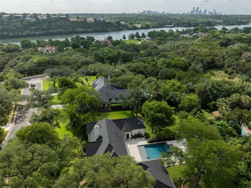 Virtual tour of 4105 McBrine PL