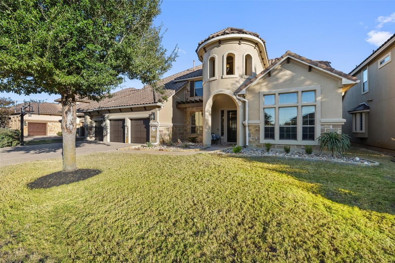 Virtual tour of 4105 Vail DV