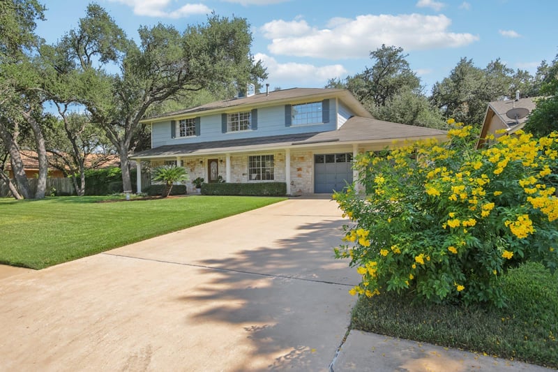 Virtual tour of 4107 Adelphi Ln