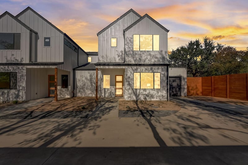 Virtual tour of 4108 Clawson RD Unit #B