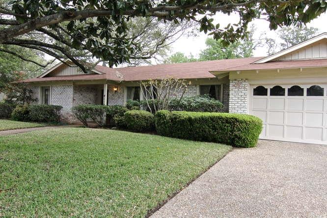 Virtual tour of 4110 Burney Dr