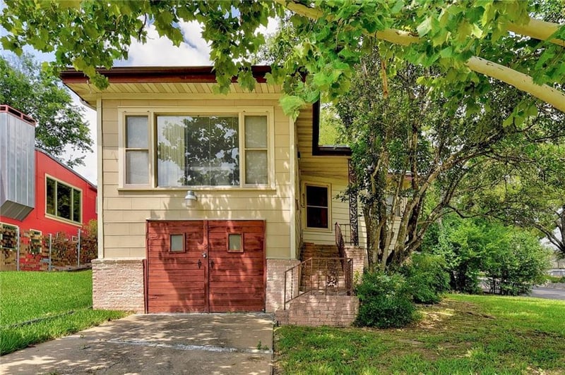 Virtual tour of 4112 Ridgelea Dr