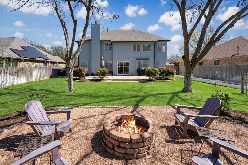 Virtual tour of 412 Derby Ln