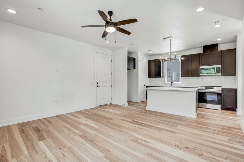 Virtual tour of 4127 E 12th St Unit #4