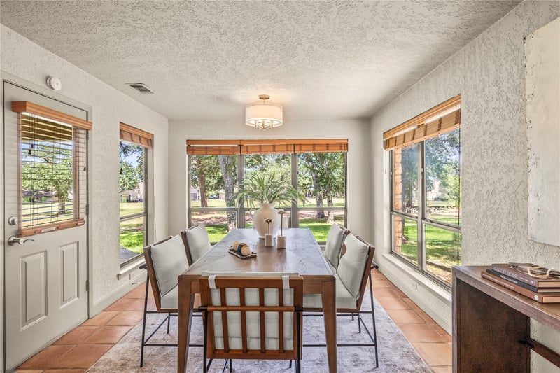 Virtual tour of 413 Silver SPUR